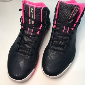 Under Armour men’s size 11.5 basketball shoes